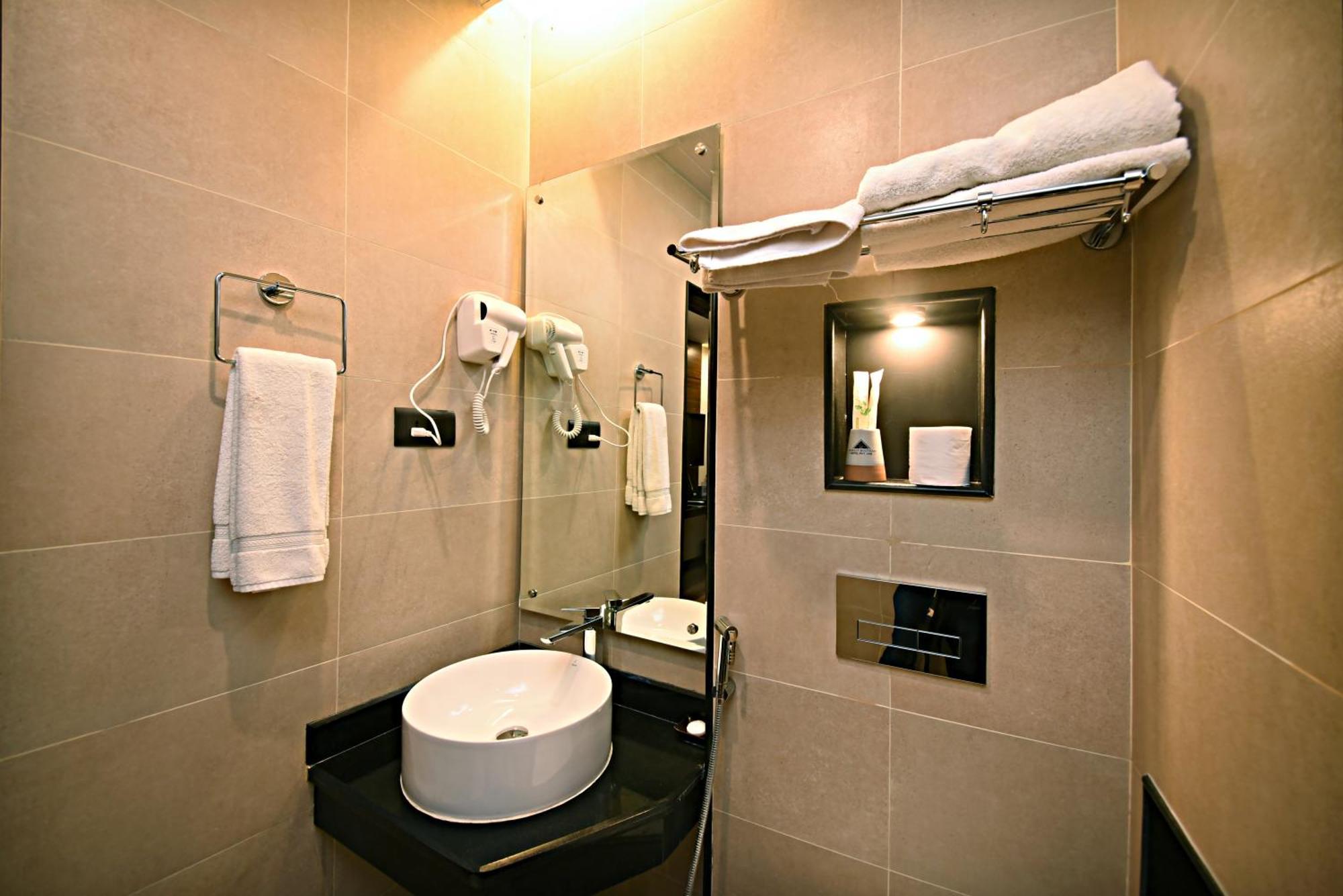 Everest Boutique Hotel Kathmandu Exterior photo
