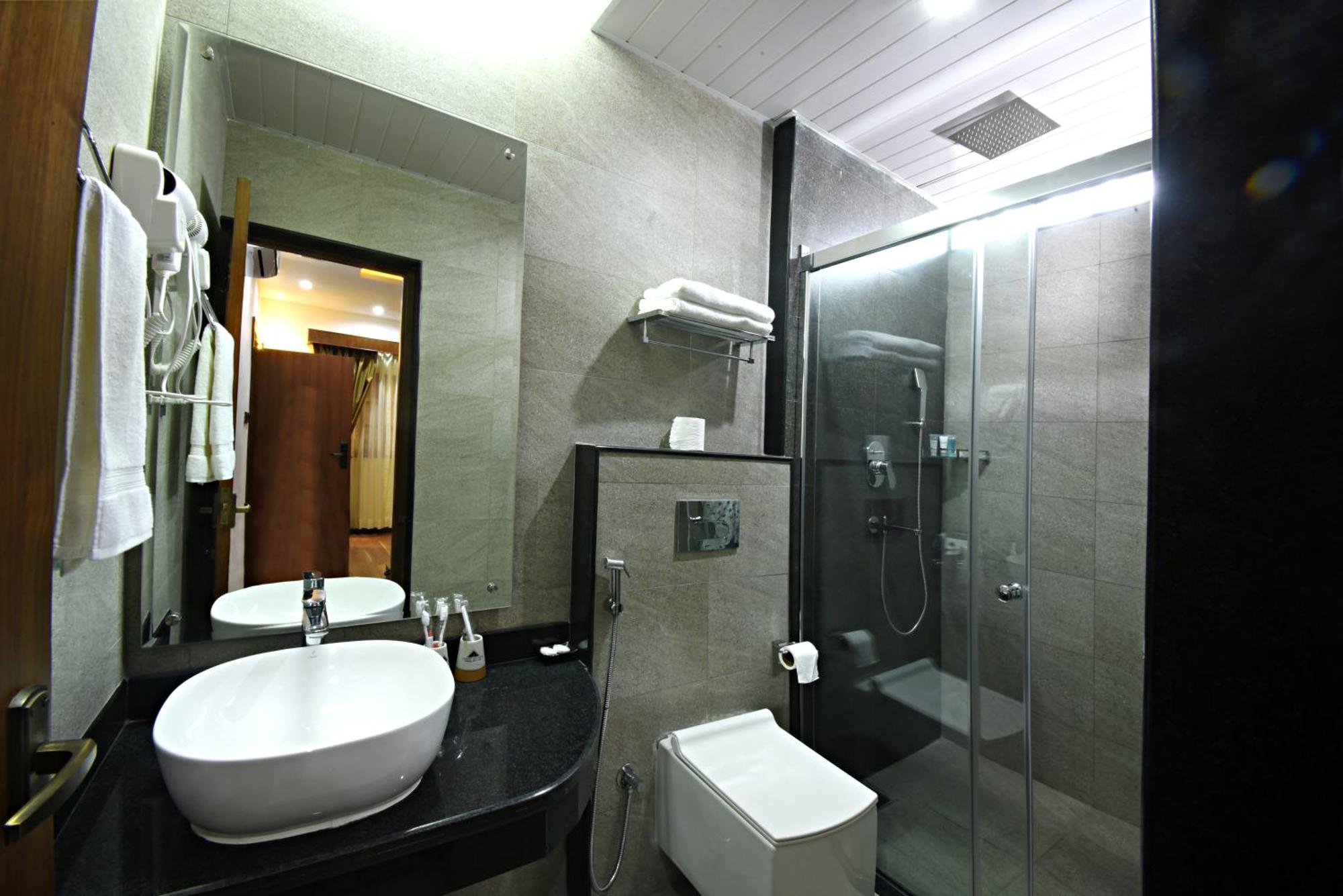 Everest Boutique Hotel Kathmandu Exterior photo